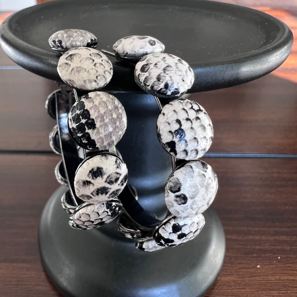 Marlyn Schiff Black & White Snake Print Hoop  Earrings